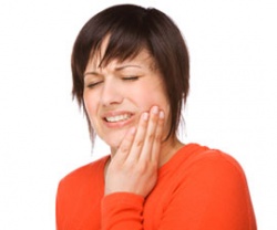 Gum Disease: Symptoms, Prevention and Treatment
